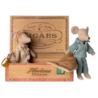 Maileg Mum & Dad Mice in Box, 2025 Edition