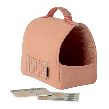 Maileg Pet Carrier, Coral