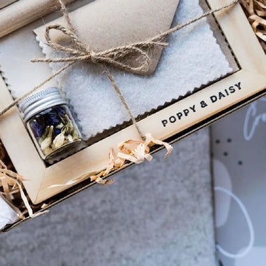 Poppy & Daisy Handmade Paper Kit